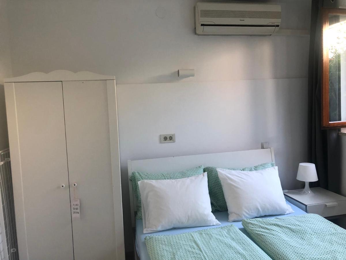 Guest House Marta Rovinj Buitenkant foto