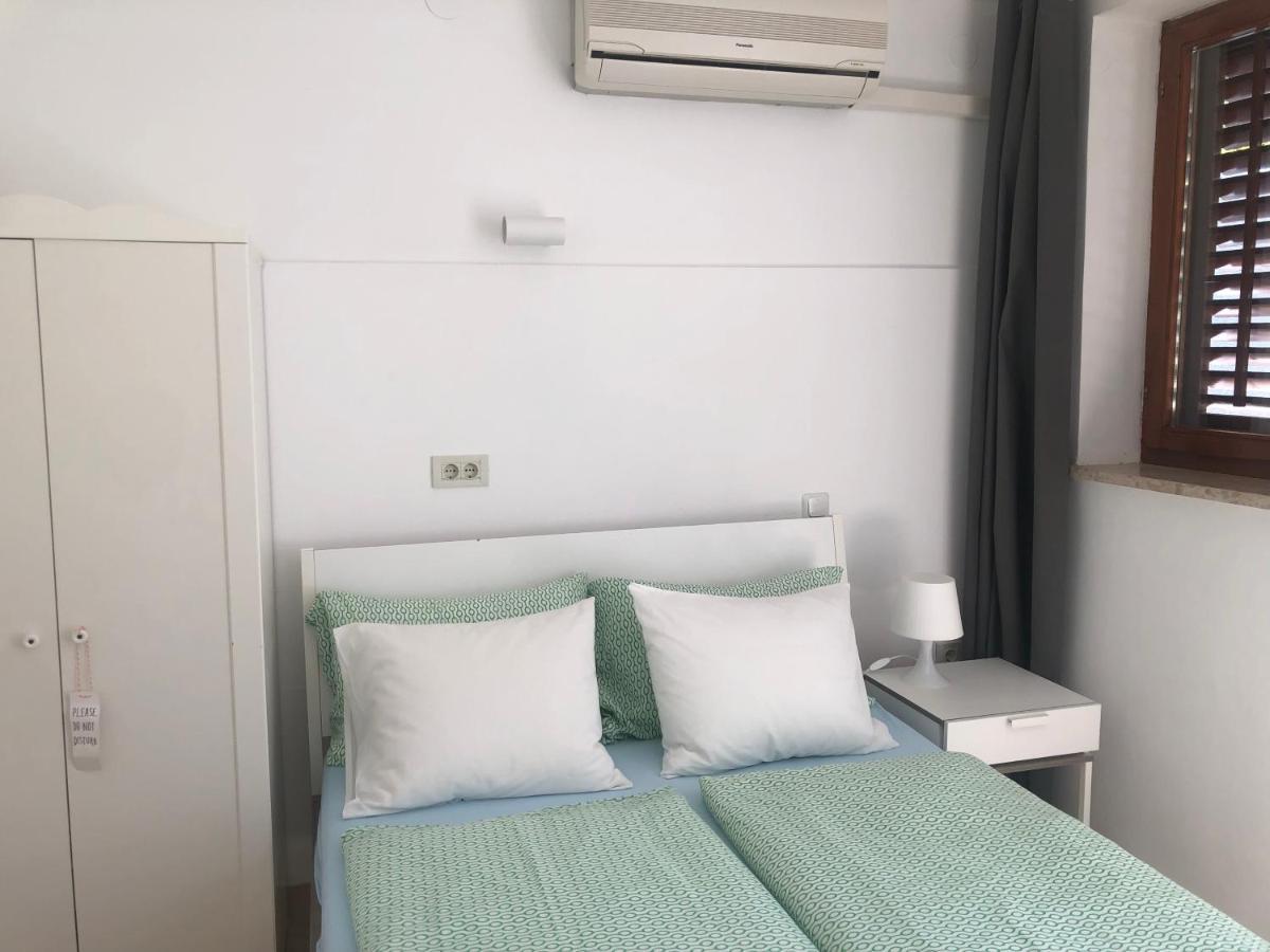 Guest House Marta Rovinj Buitenkant foto